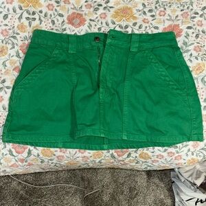 Green mini skirt! Size US 8/UK 12